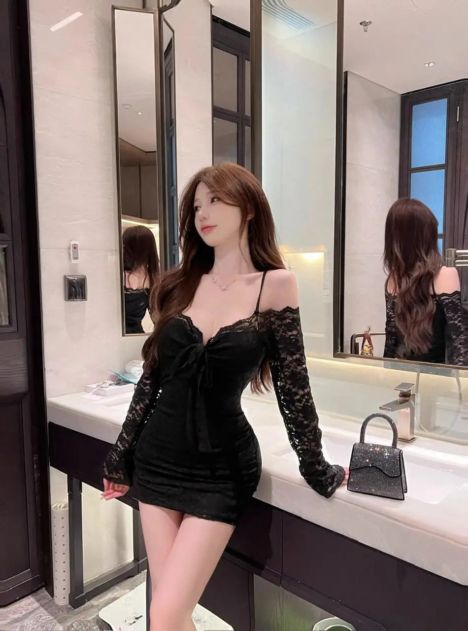 Sexy Pure Desire Lace Long Sleeve Bodycon Dress Women's Waist Cinched One Shoulder Short Skirt Tight Fit Base Layer Spring Su...