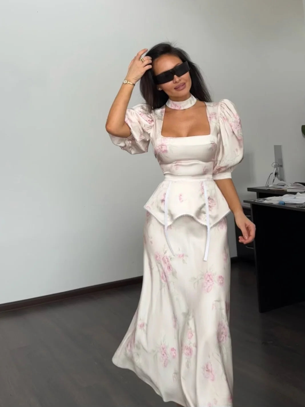 Women Orange Paisley Print Short Sleeve Maxi Dress Fashion V-neck Ruffle Trim Belted Slit Hem Dresses 2026 Lady Vacation Gown