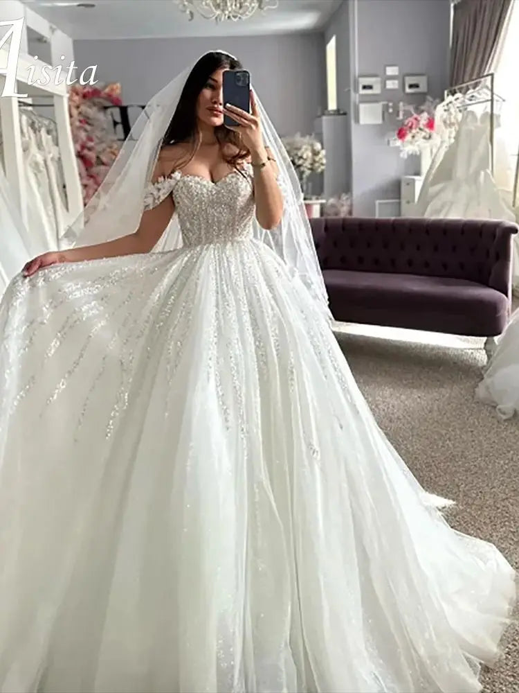 Vintage Lace Applique Wedding Dress A-Line Shiny Off Shoulder Sweetheart Bridal Gown Princess Backless Bride Gown Customized