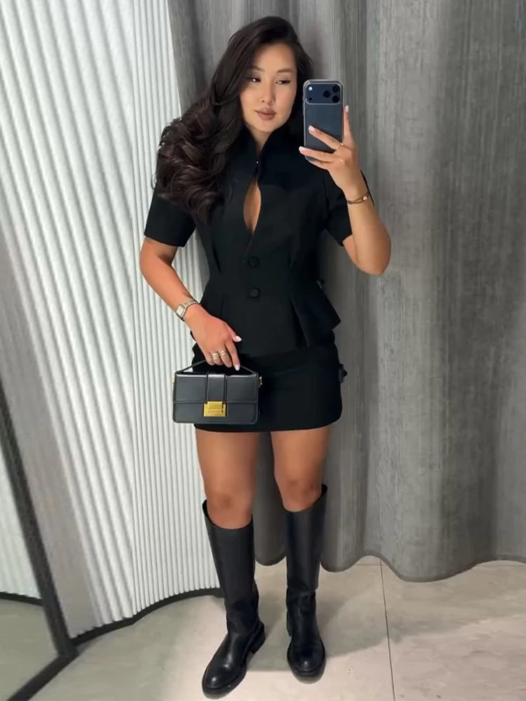 Casual Solid Hollow Out Tops Women Sexy Closed Waist Single Breasted Slim Short Sleeve Top Female 2026 Spring Summer Lady Shirts