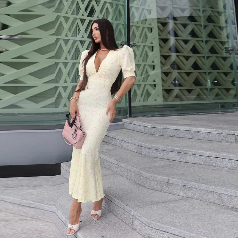 Padded Shoulder Ruffle Maxi Dress V-neck Low Slit Waist Cinching 2026 Springr Holiday Women Flowy Gown Chic Fashion Vestidoes